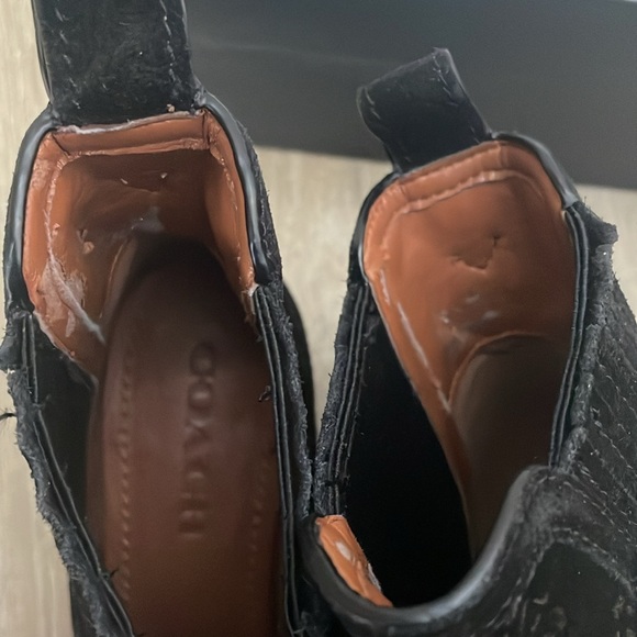 COACH Bowery Chelsea Boot with Cut Out Tea Rose in Black Suede Leather S… - Picture 12 of 15